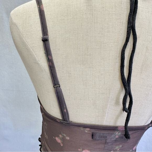 Urban Outfitters Layered Cropped Cami Mesh Floral Print Ribbed Panel Size Medium - Picture 9 of 16
